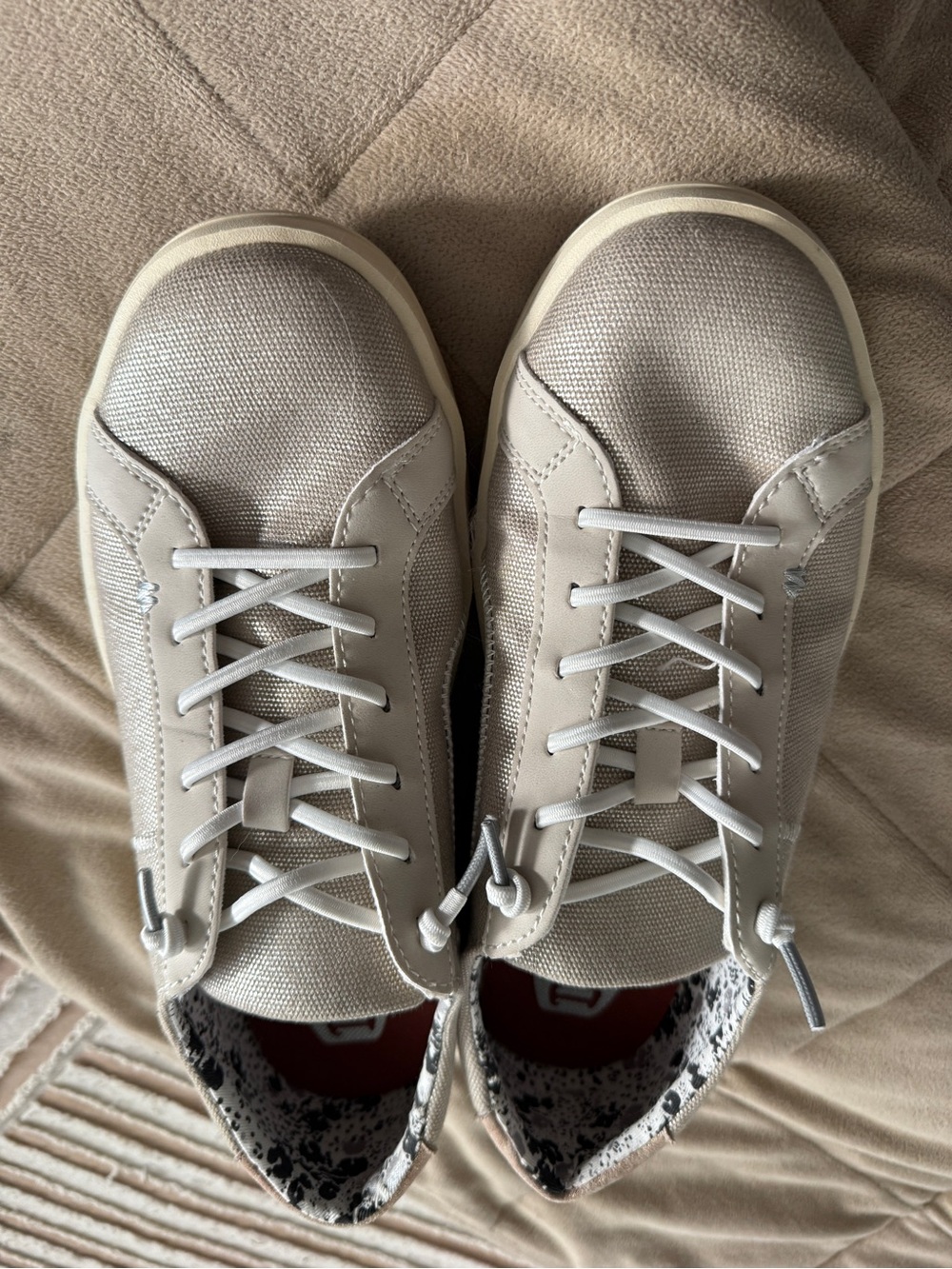 Hey Dude Katrina Shimmer Platinum Women's Cream Lace-Up Athletic Sneakers - Picture 5 of 5